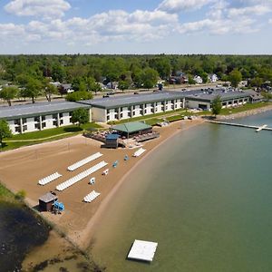 Tawas Bay Beach Resort & Conference Center